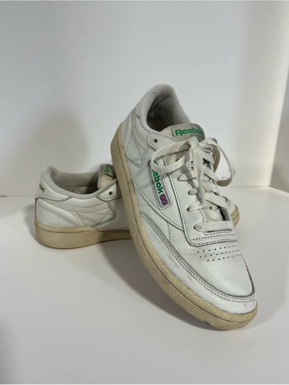 Reebok Classic White Leather Sneakers with Green Logo 44